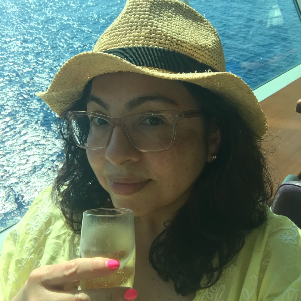 Meet your Posher, Angela